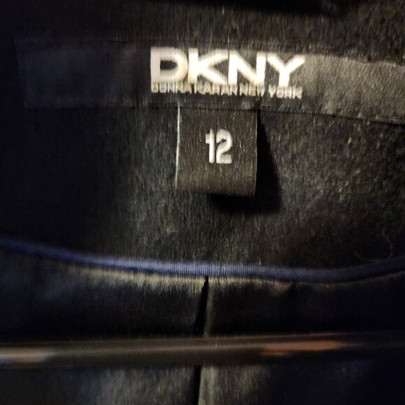Women's Size 12 DKNY Black Wool Blend Ruffle Trim Overcoat - Picture 7 of 9